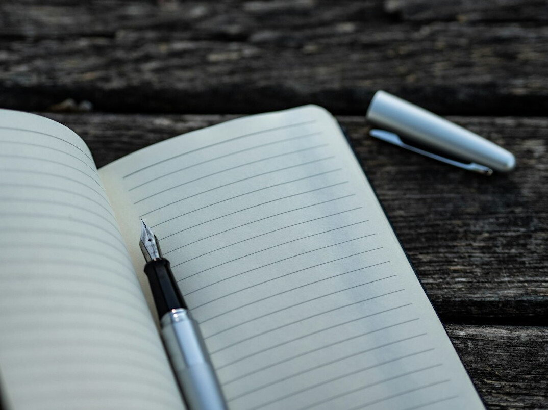 mystery novelist writing